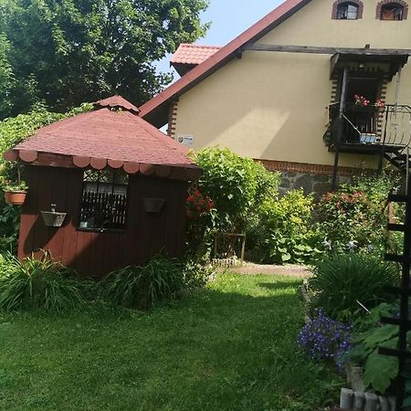 Czerwonki Apartament Мронгово Екстер'єр фото