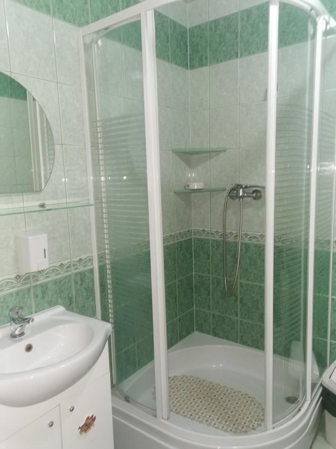 Czerwonki Apartament Мронгово Екстер'єр фото