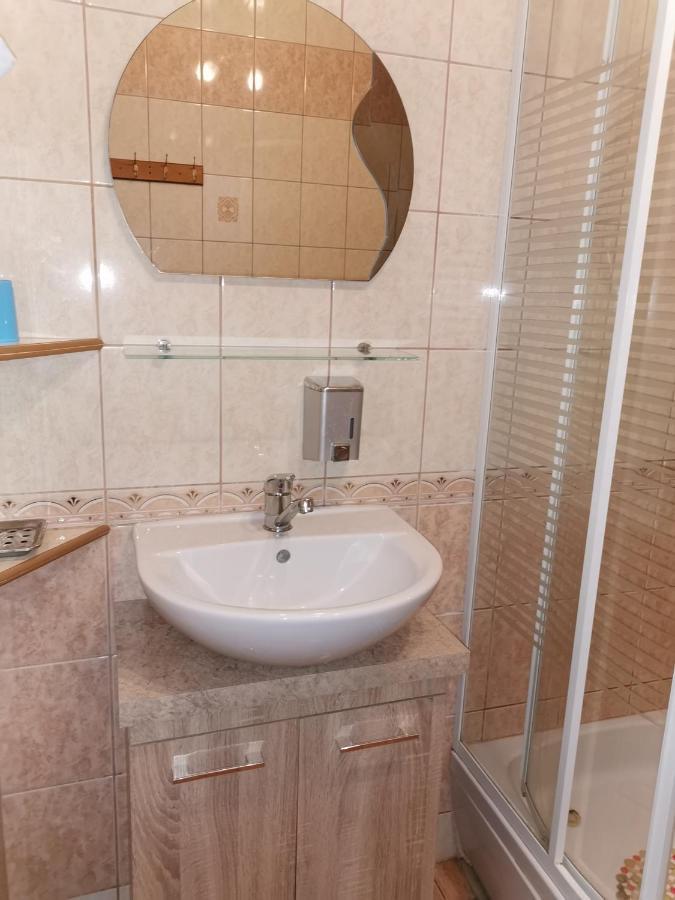 Czerwonki Apartament Мронгово Екстер'єр фото